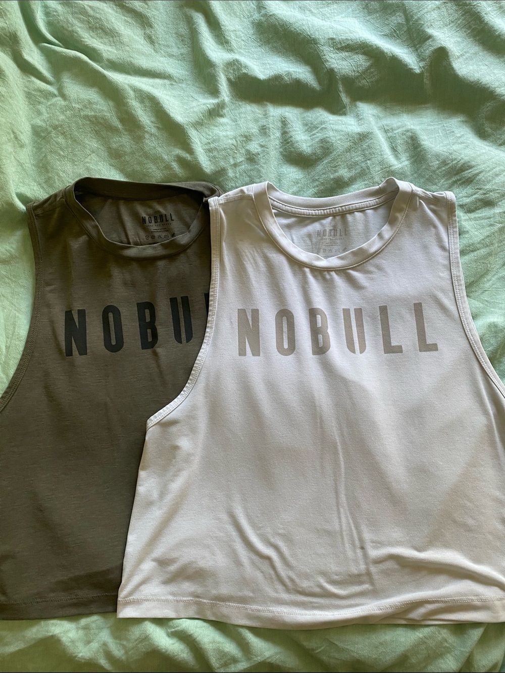 NOBULL Muscle Tank cropped